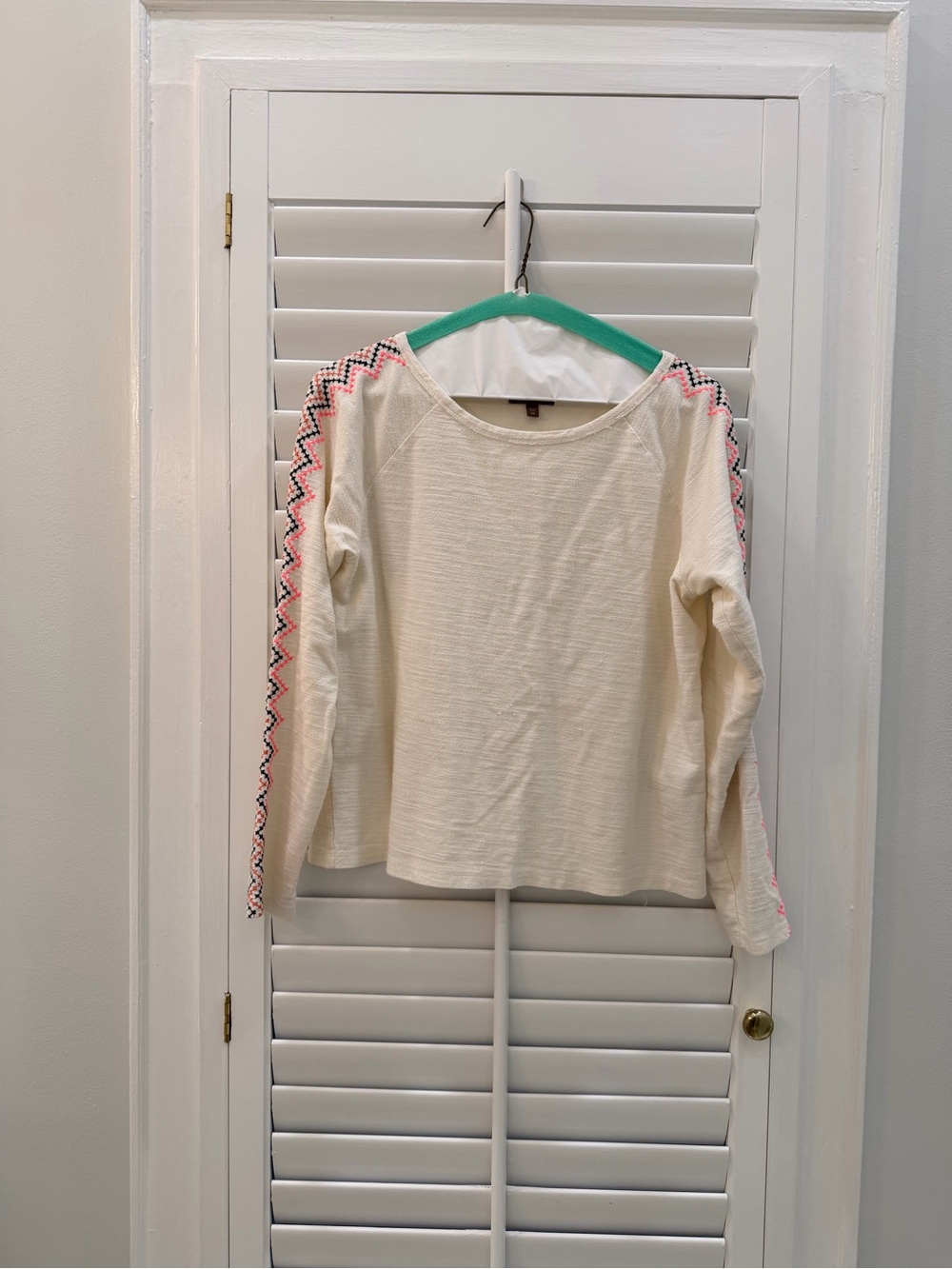 Lilla P Cream Embroidered Sleeve Cotton Top XS